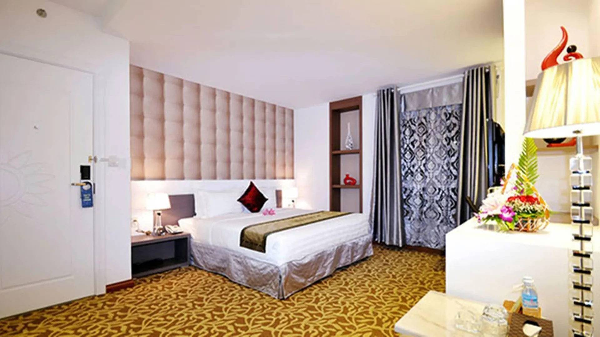 Sun Flower Luxury Hotel Πόλη Χο Τσι Μινχ
